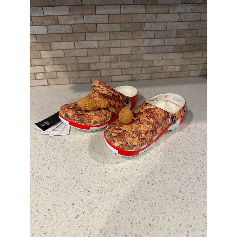 KFC‎ x Crocs Classic Clog Fried Chicken Print Mens 4 Womens 6 NWT